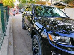 جیپ گراند شیرۆکی